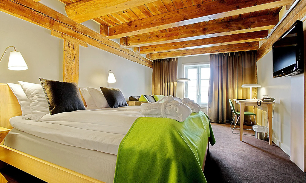 Thon Hotel Kristiansund by null