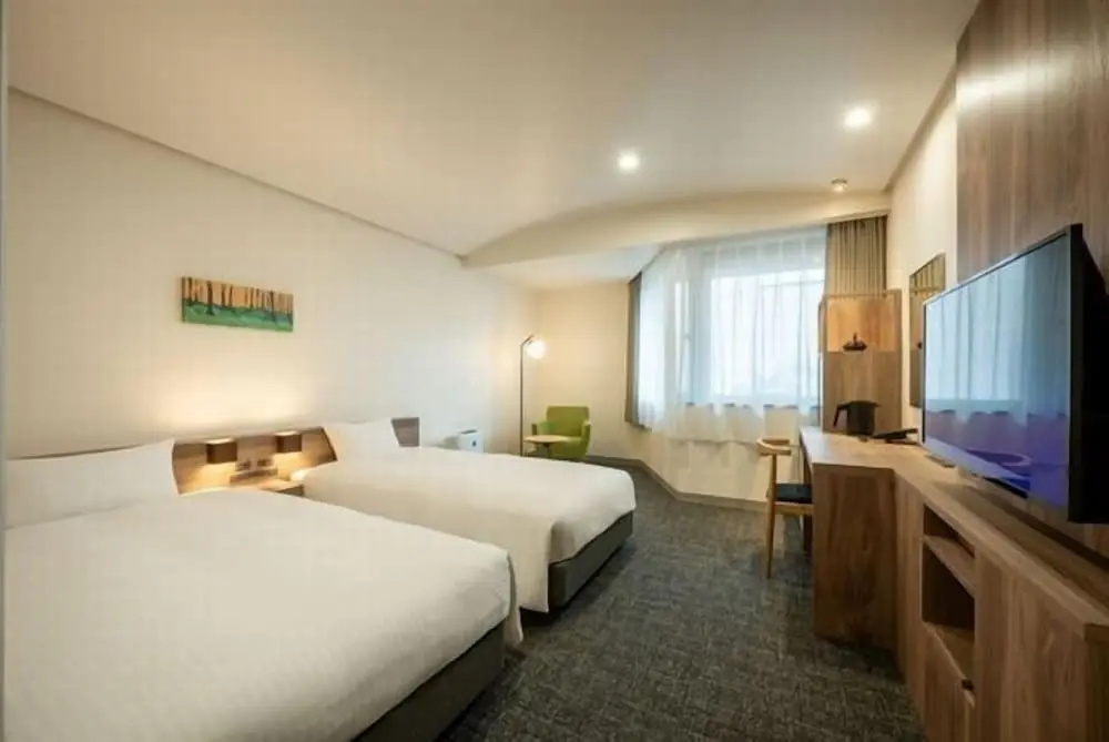 Economy Double room (twin beds)
