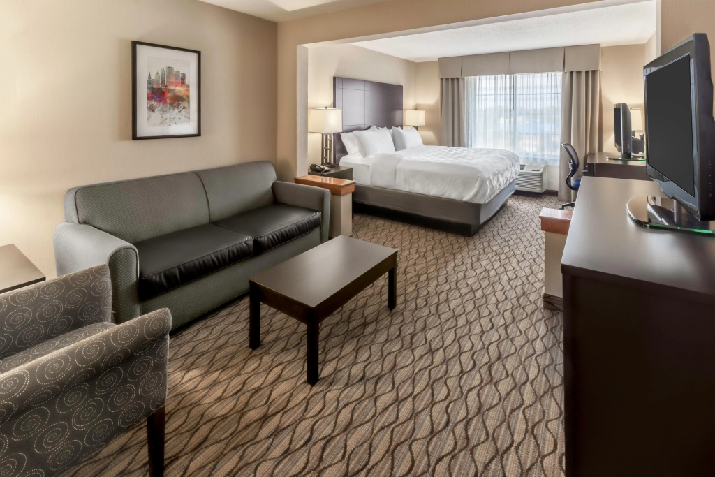 Holiday Inn Hotel & Suites-Milwaukee Airport by IHG - Général