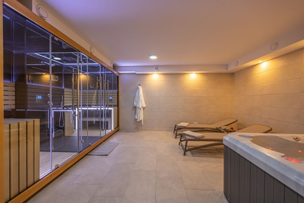 Hotel photo 42