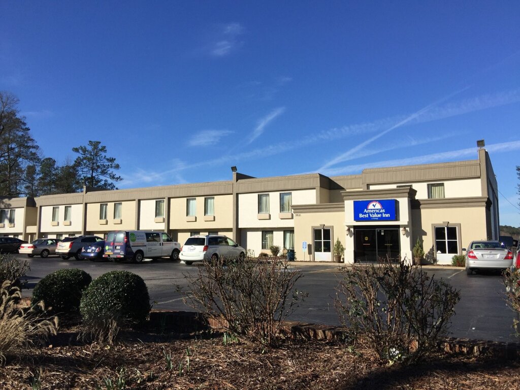 Red Roof Inn Raleigh North-Crabtree Mall/PNC Arena image