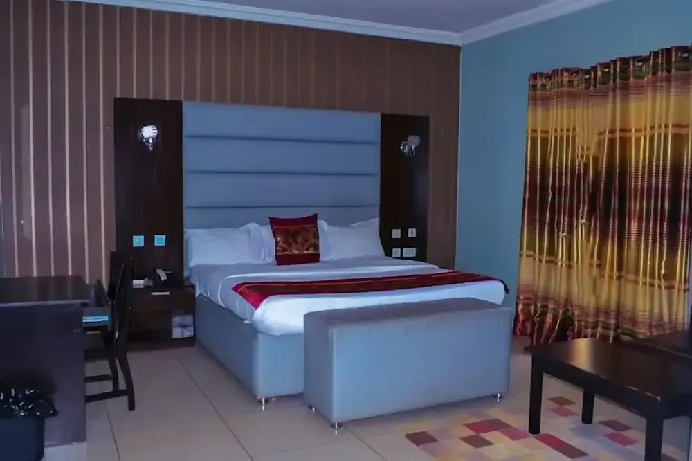 Prenox Hotel and Suites - Chambres