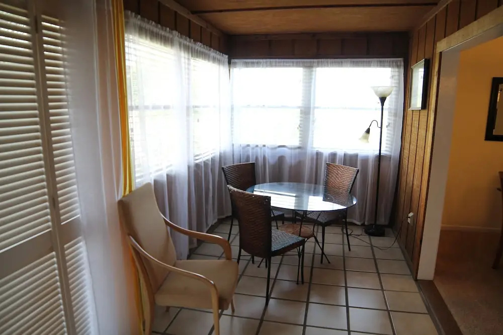 Atlantic Oasis - Upper Unit