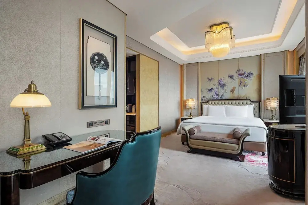 Standard Suite