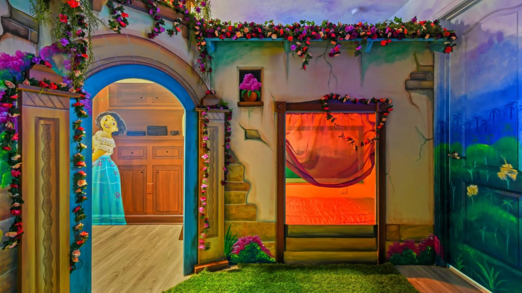 Spacious 8BD 5BA Home W Pool Theater Near Disney