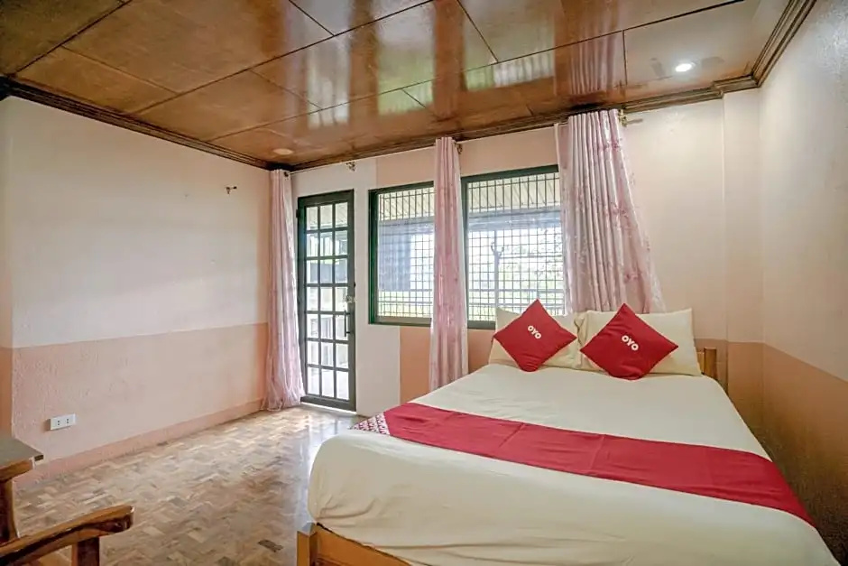 Superior Double room (full double bed)