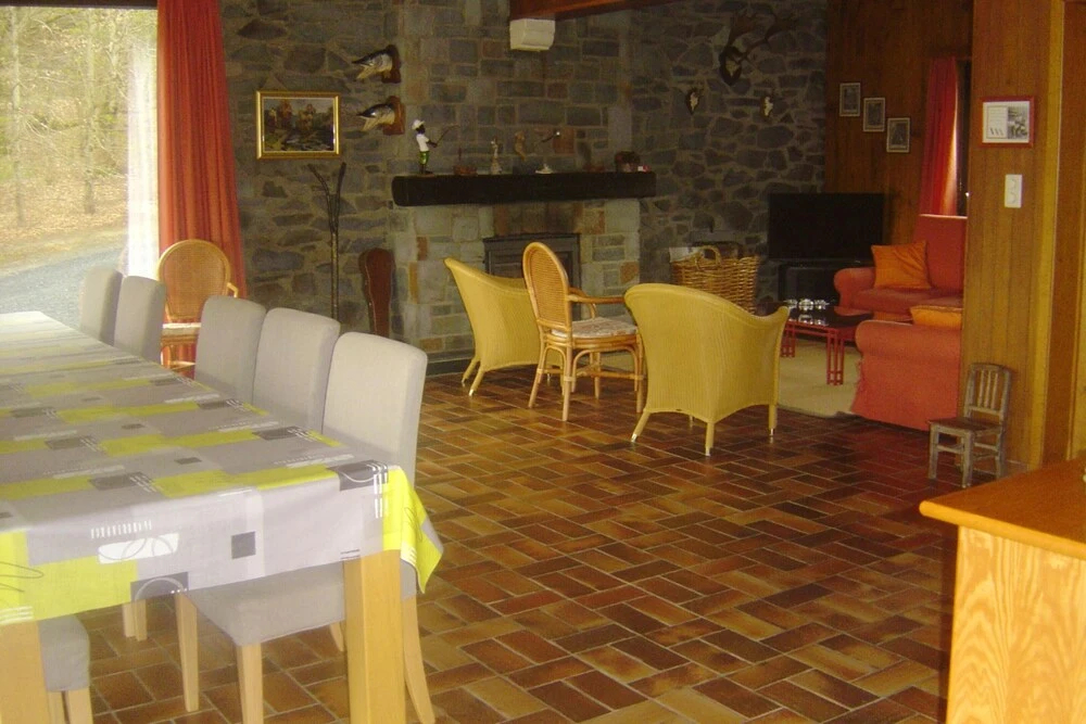 House with 5 Bedrooms in Bertogne, with Wonderful Lake View, Enclosed Garden And Wifi - фото 19
