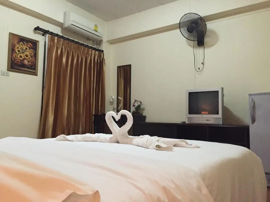 Superior Double room (full double bed)