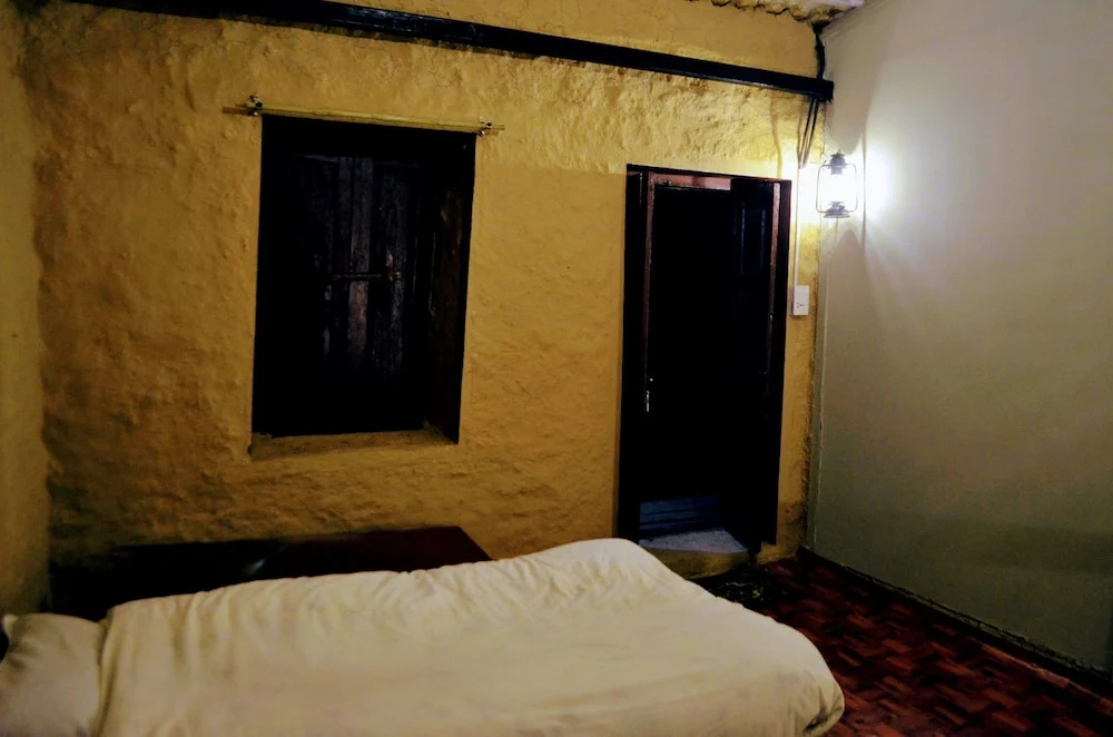 Retreat at Damaar