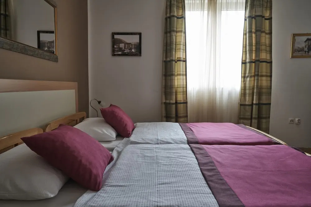 Comfort Double room (full double bed)