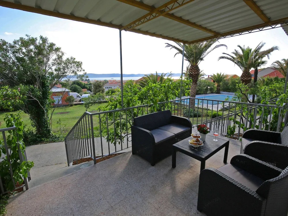 Luxury Holiday Home in Bibinje near Sea