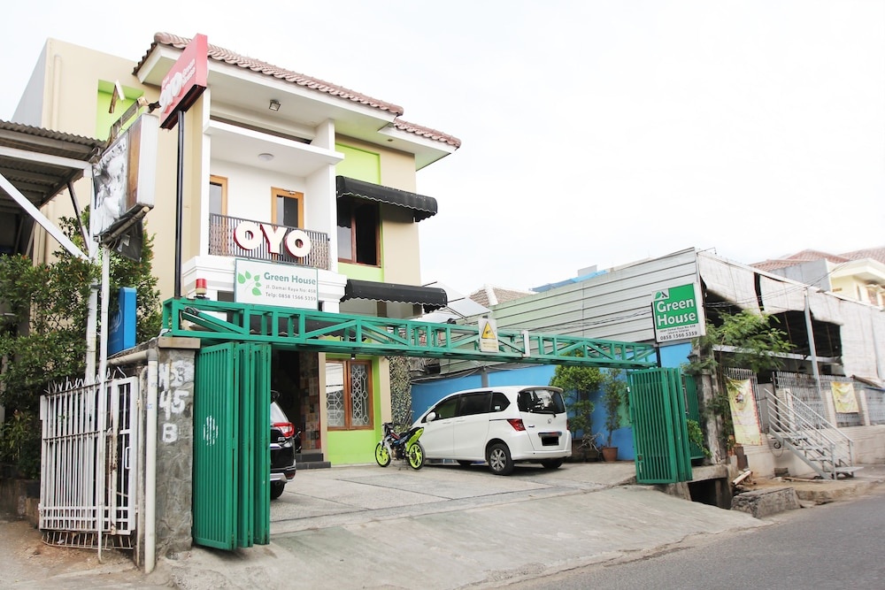 OYO 124 Green house