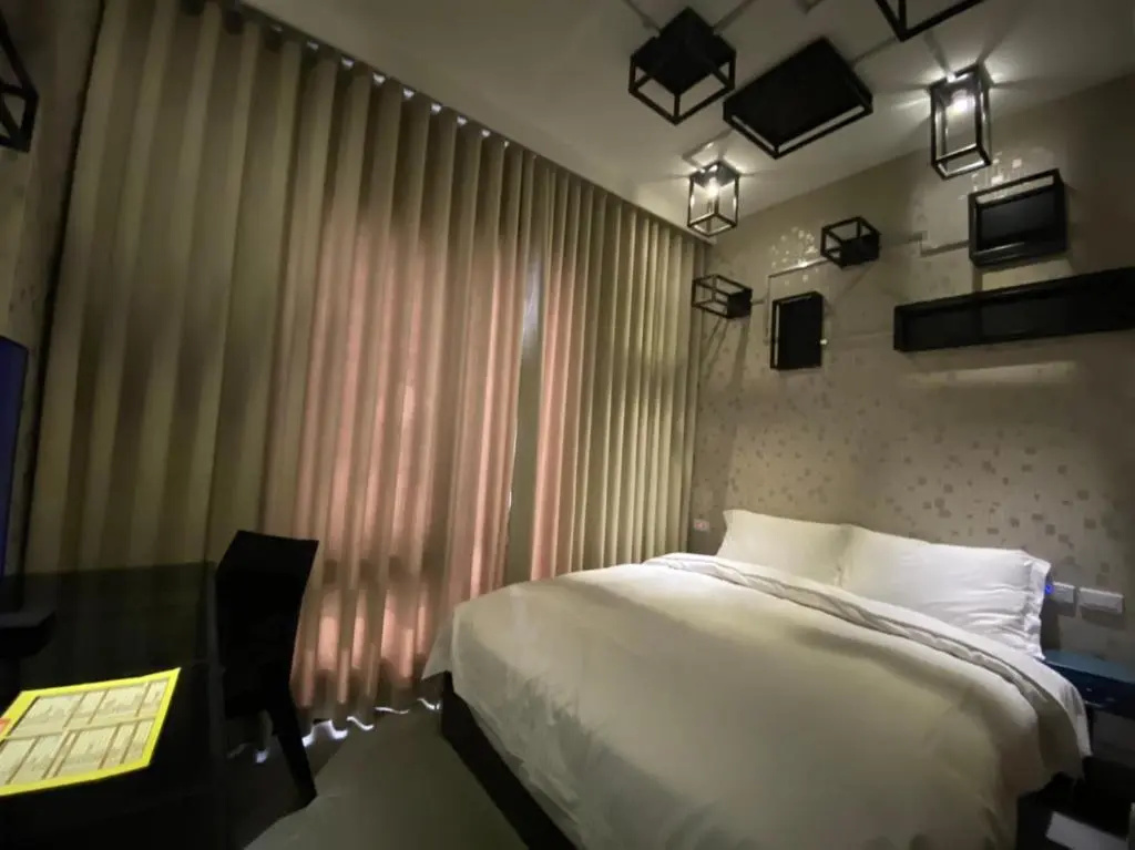 Economy Double room (full double bed)
