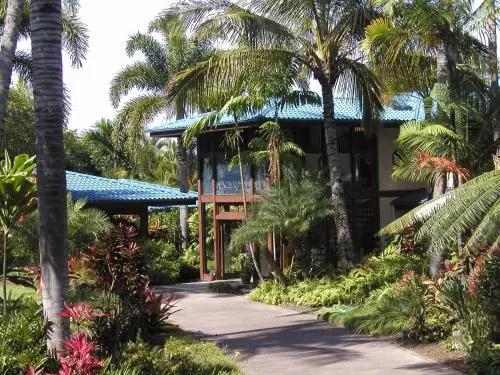 Hawaiian Oasis Bed & Breakfast