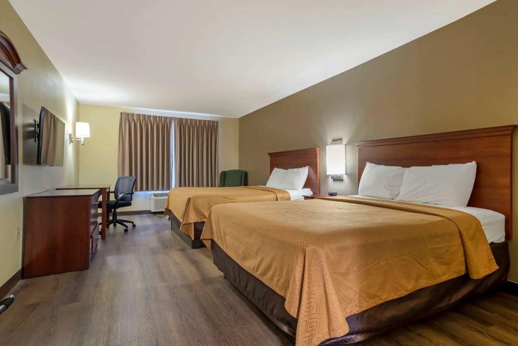 Standard Double room (full double bed)