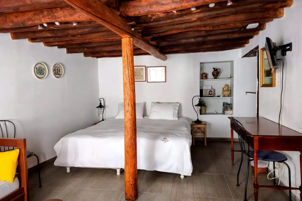 Keresbino Hydra - Chambres