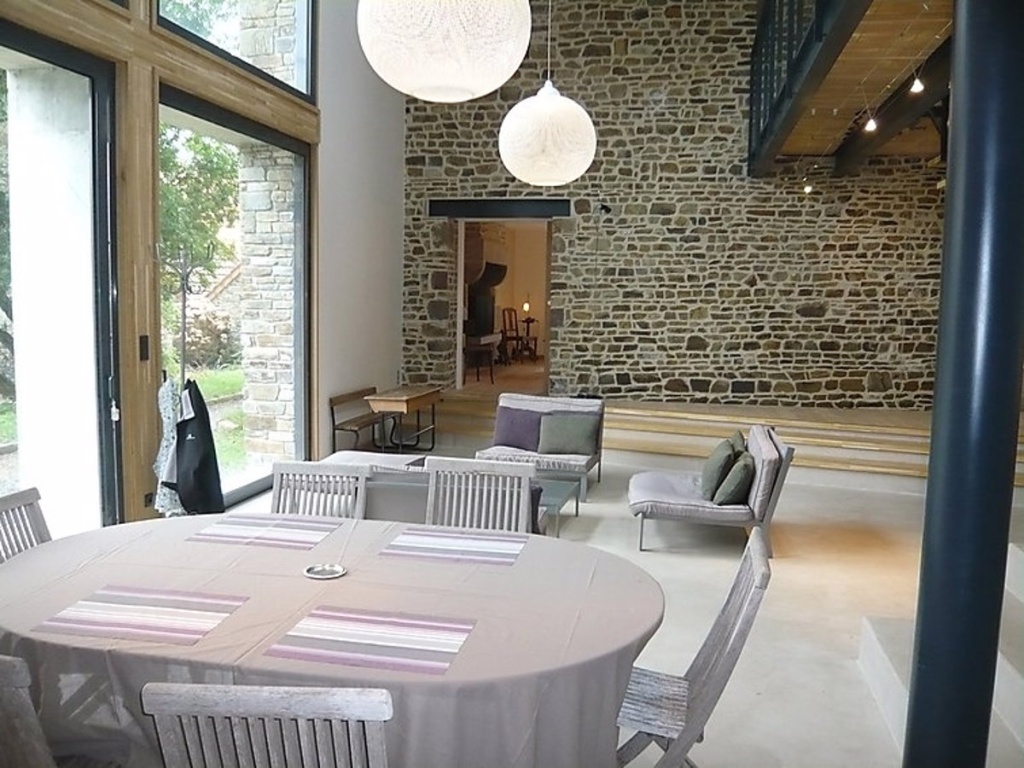 Balcony & Terrace