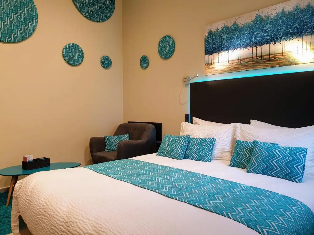 Chambre D´hôtes Léonie & Restaurant - Chambres