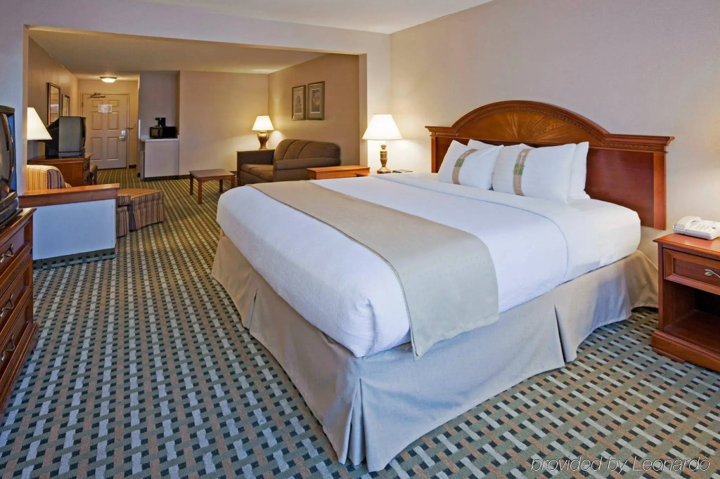 Holiday Inn Hotel & Suites-Milwaukee Airport by IHG - Général