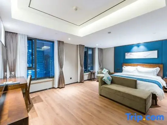 Deluxe Double room (full double bed)