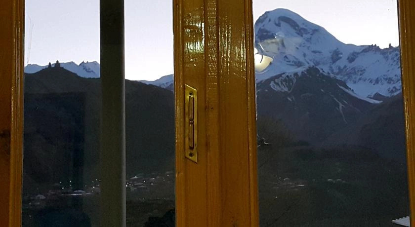 Archil and Nino Gigauri Guest House