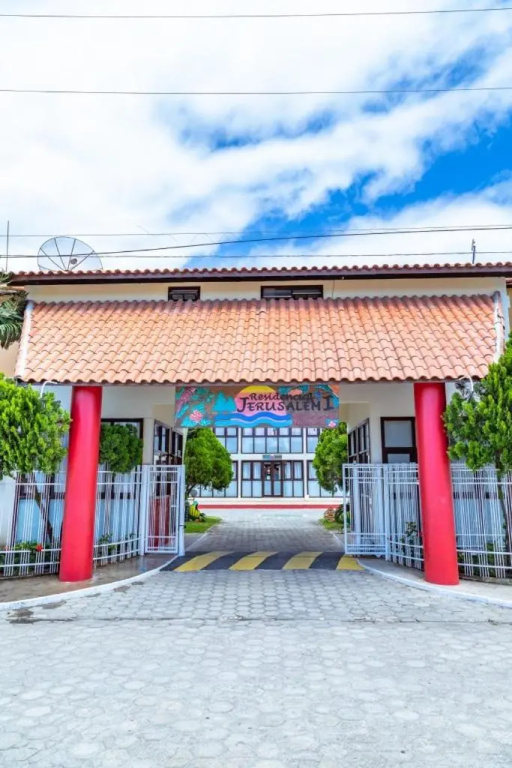 Casa Duplex 3 suítes em Condomínio Fechado