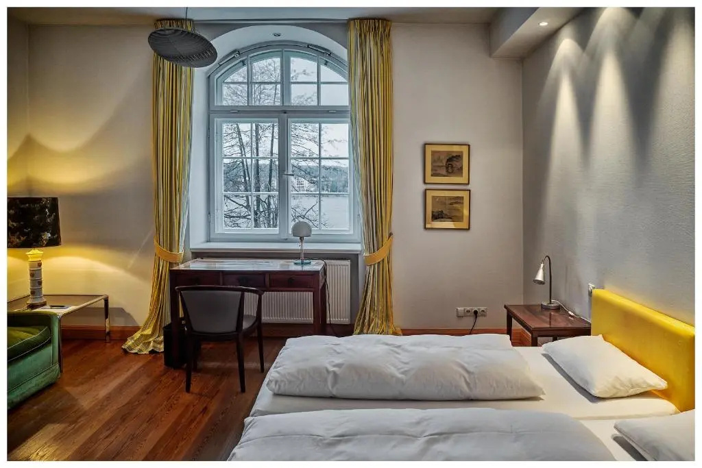 Standard Double room (full double bed)