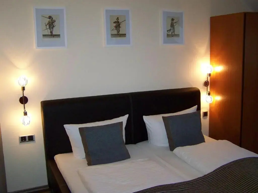 Hotel Dresdner Hof - Chambres