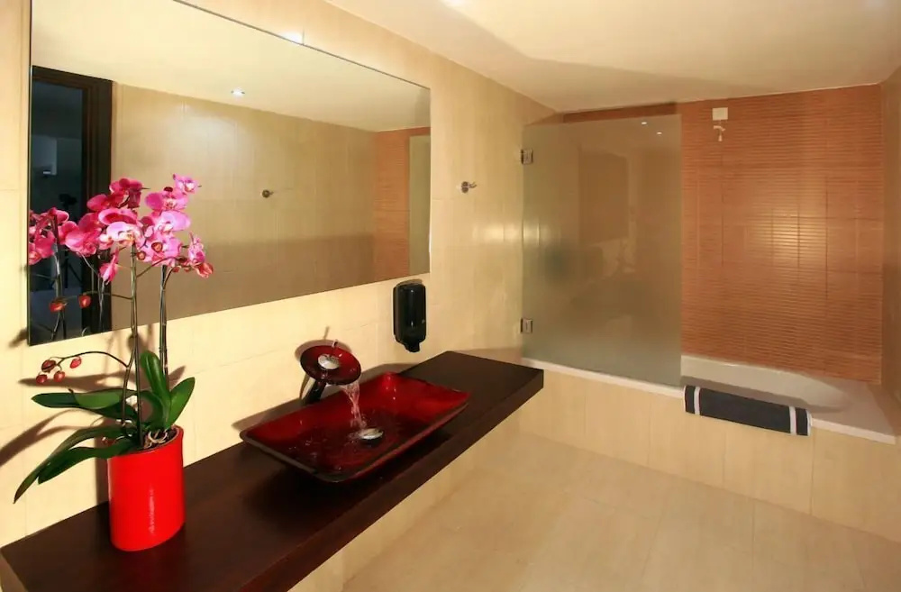 Eurohotel Katrin Suites-Adults Only - Chambres