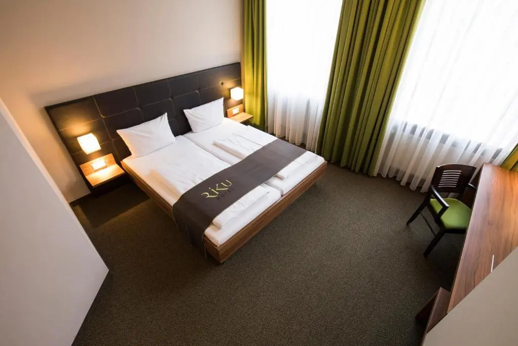 Standard Double room (full double bed)