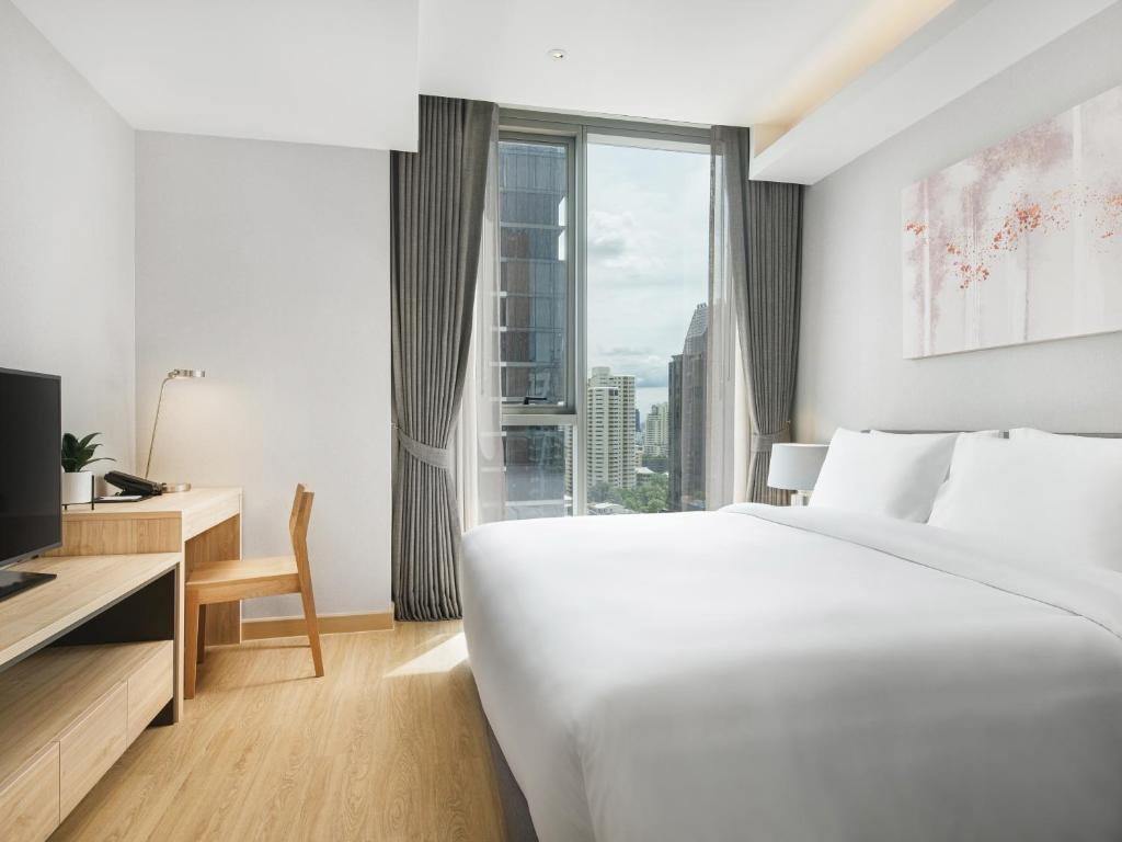 Апартаменты Premier в Oakwood Suites Bangkok