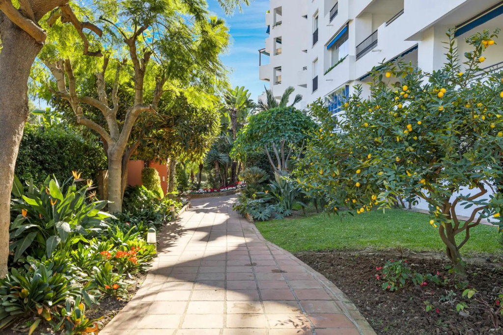 1 Bedroom Apartment, with Sea Views, in Medina Garden - Puerto Banús