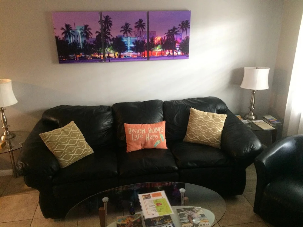 The Tropical Oasis Condos - Général