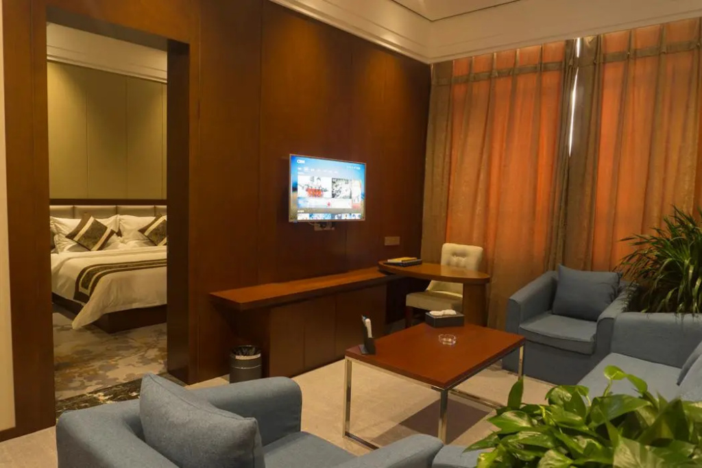 Executive Suite