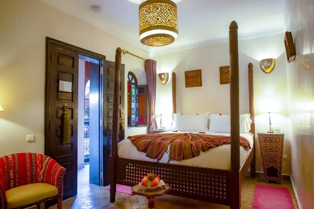 Deluxe Double room (full double bed)