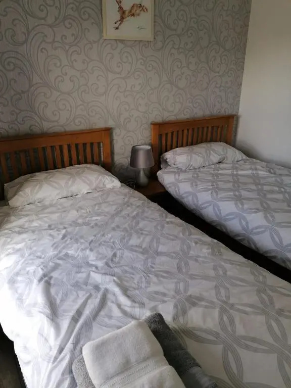 1 Fulmar Road**Next To West Beach And Golf Course