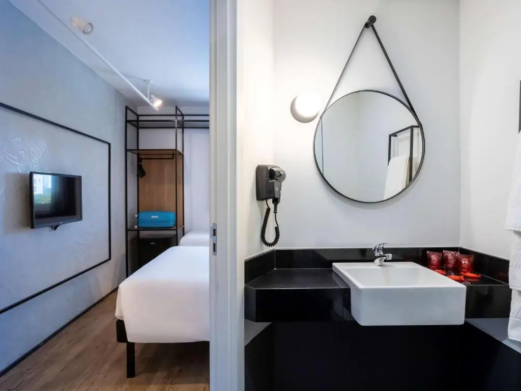 Hotel photo 11