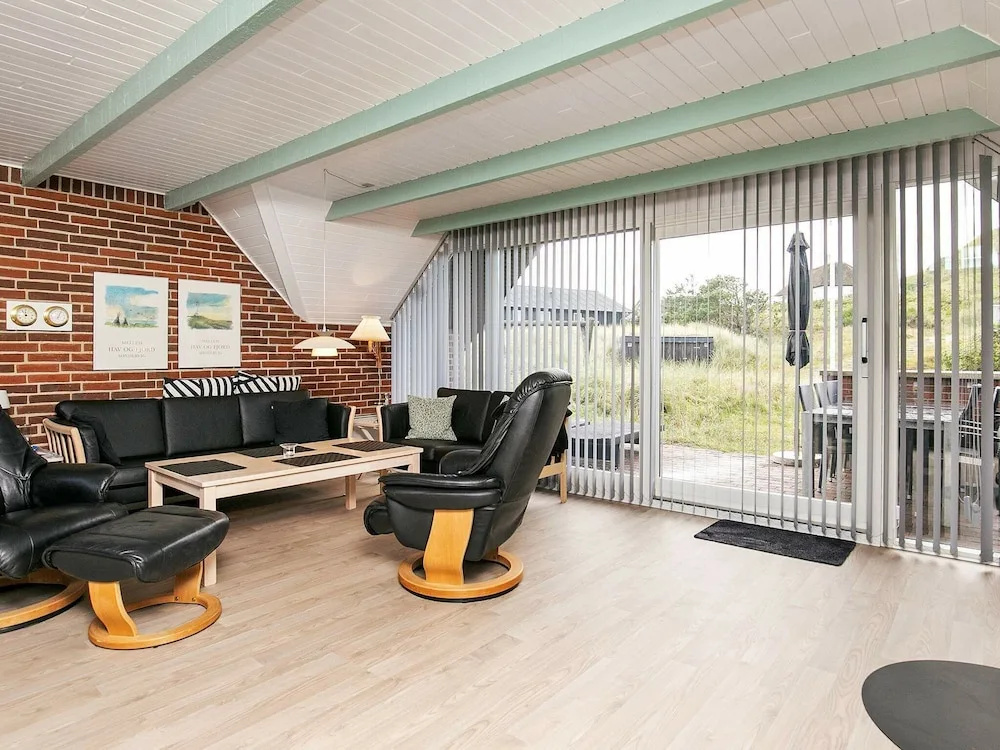 Cozy Holiday Home in Søndervig With Sauna - фото 11