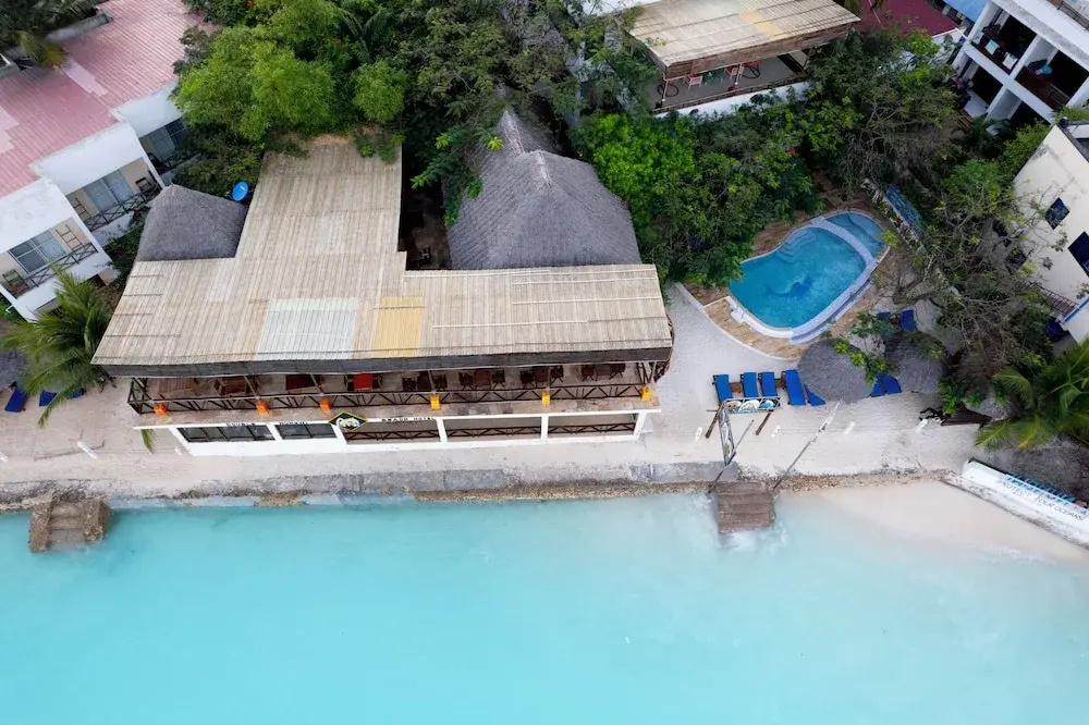 Double A Nungwi Beach Hotel