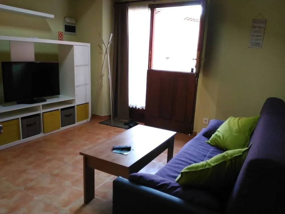 Hotel y Apartamentos El Camín - Général