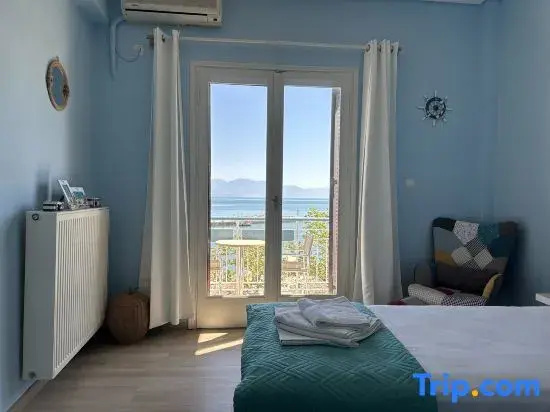 Superior Double room with sea view (full double bed)