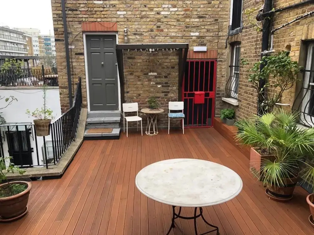 1 Bedroom-1 Bathroom-walkinshower-terrace