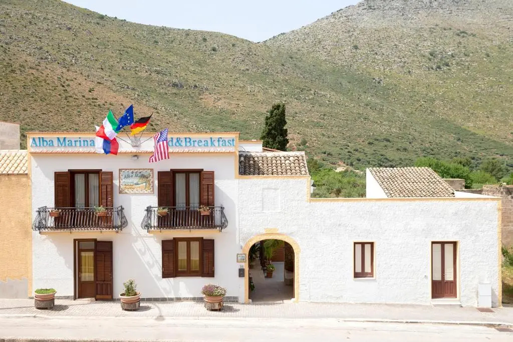 Alba Marina Bed & Breakfast