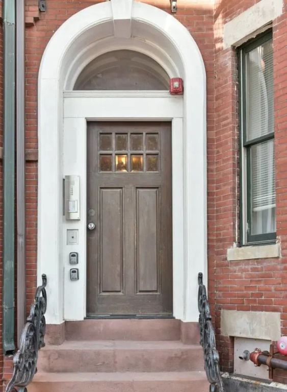Beautiful 2br/2ba in South End by Domio