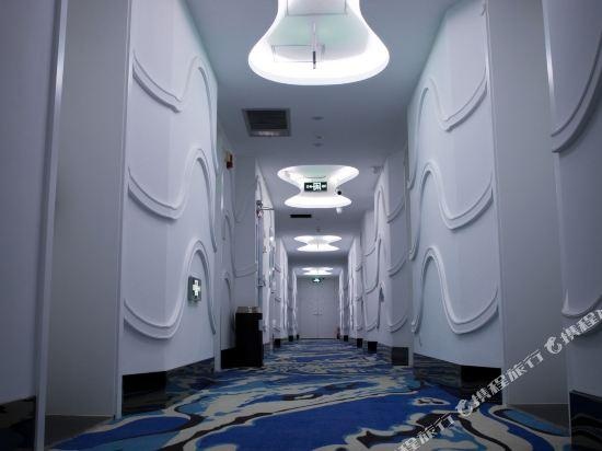 Business room