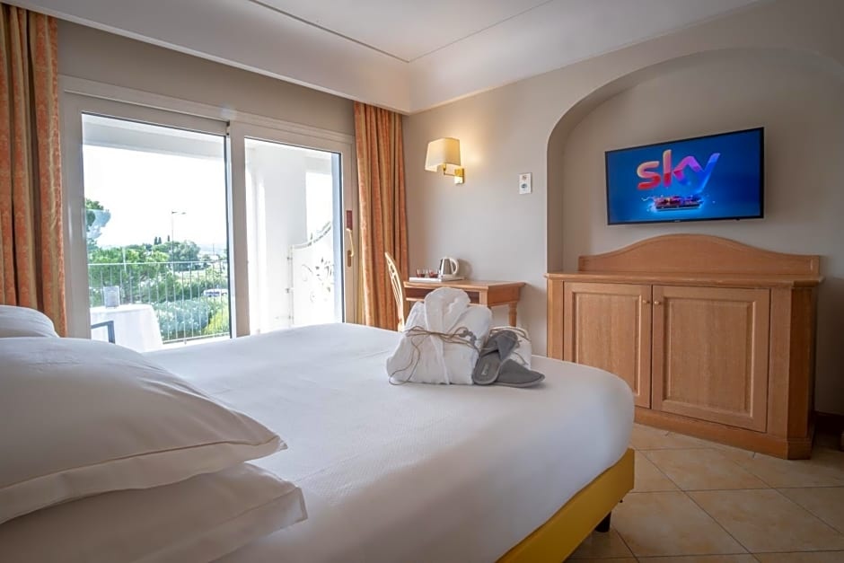 Comfort room (full double bed) (spa access)