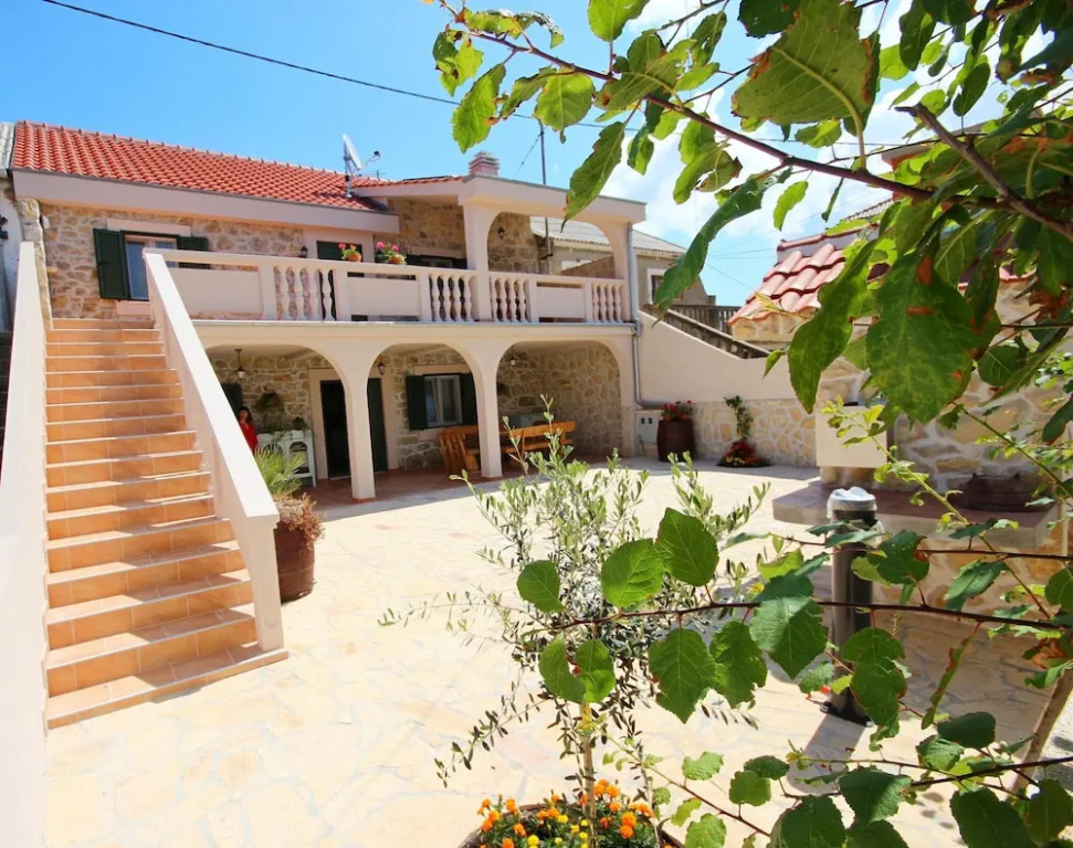Apartments Rustica