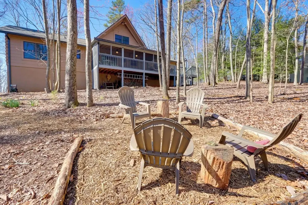 Family-friendly Jasper Cabin With Deck!