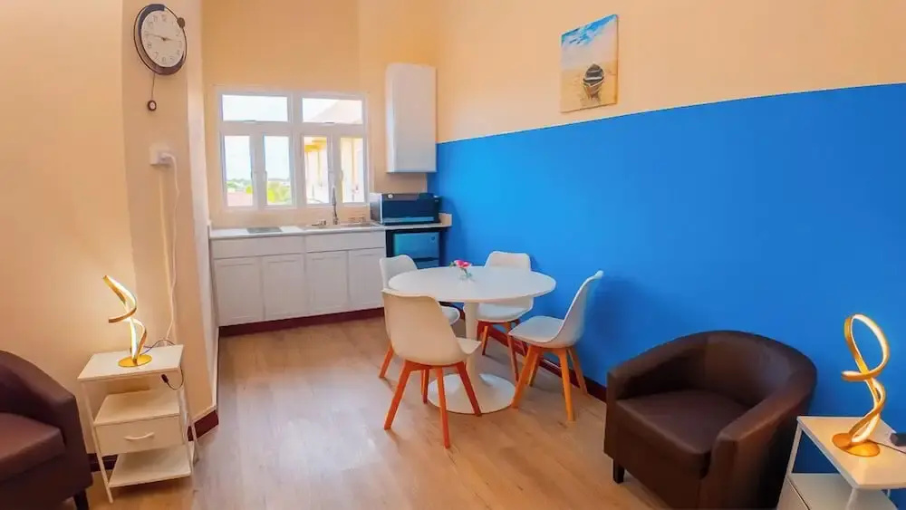 Deluxe Suite