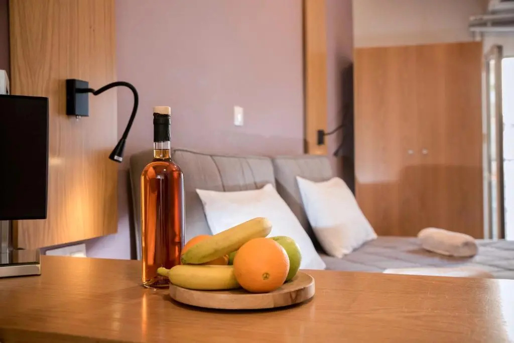 Standard Double room with sea view (full double bed)